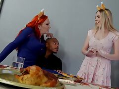 Sex Momma video 'Mom And Step Daughter's Thanksgiving Sex'